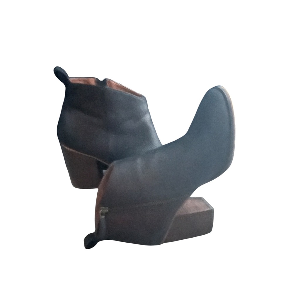 BP. Womens Black Leather Ankle Boots Block Heel Side Zip Booties Size 10M